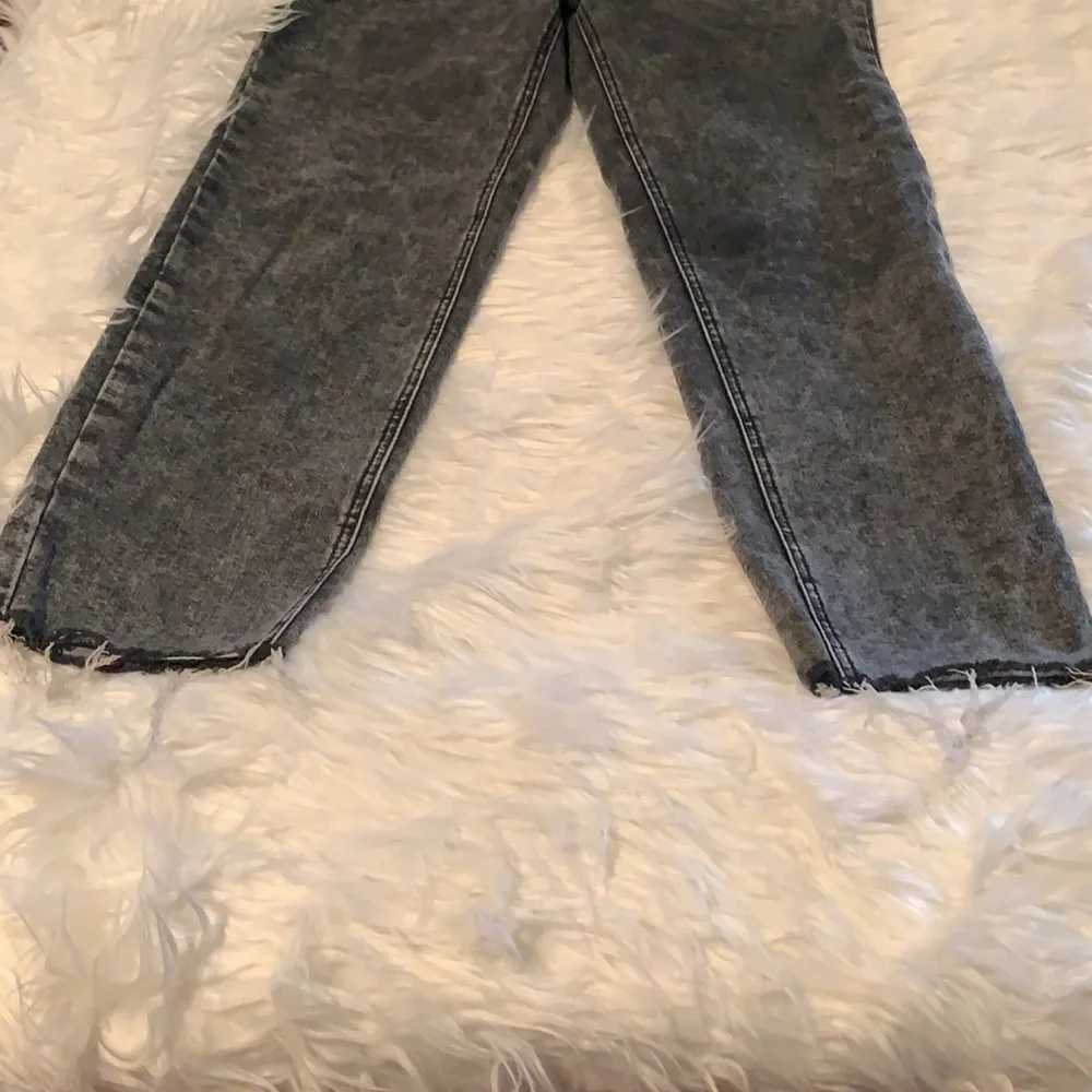 Jeans - Picture 2 of 2